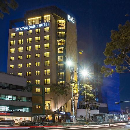 Standard Hotel Seoul Bagian luar foto