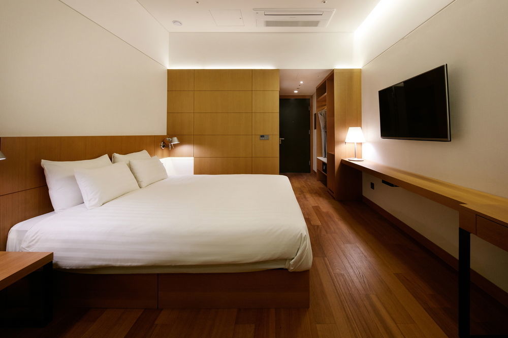 Standard Hotel Seoul Bagian luar foto