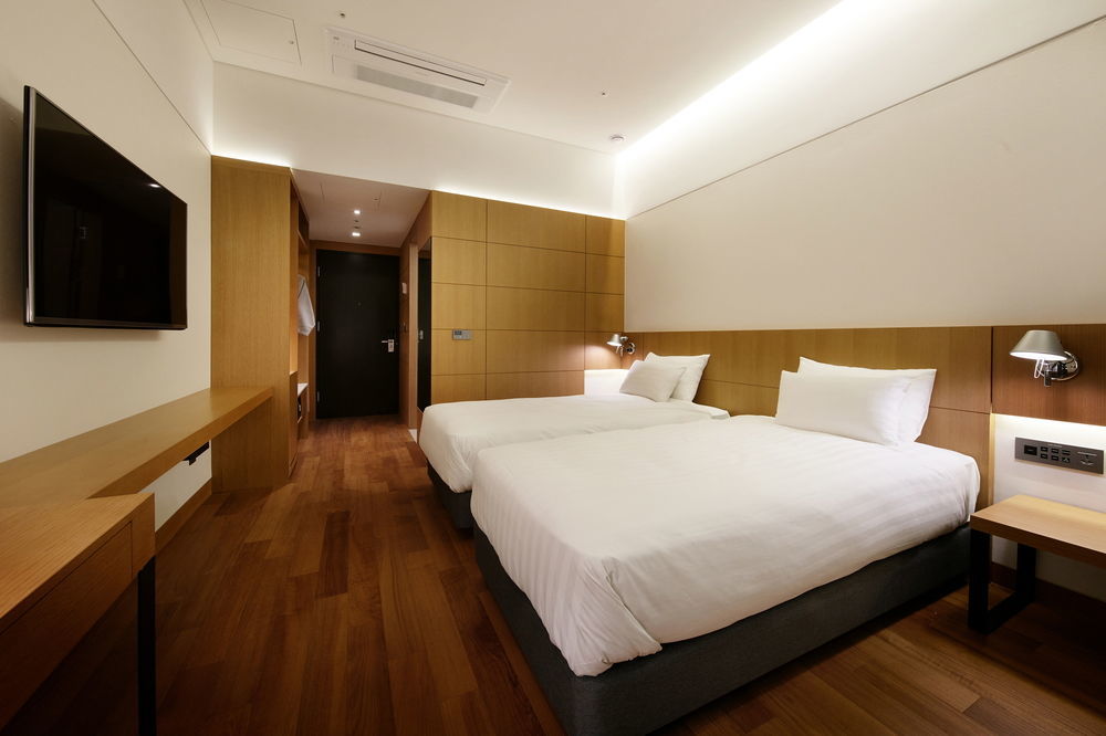 Standard Hotel Seoul Bagian luar foto