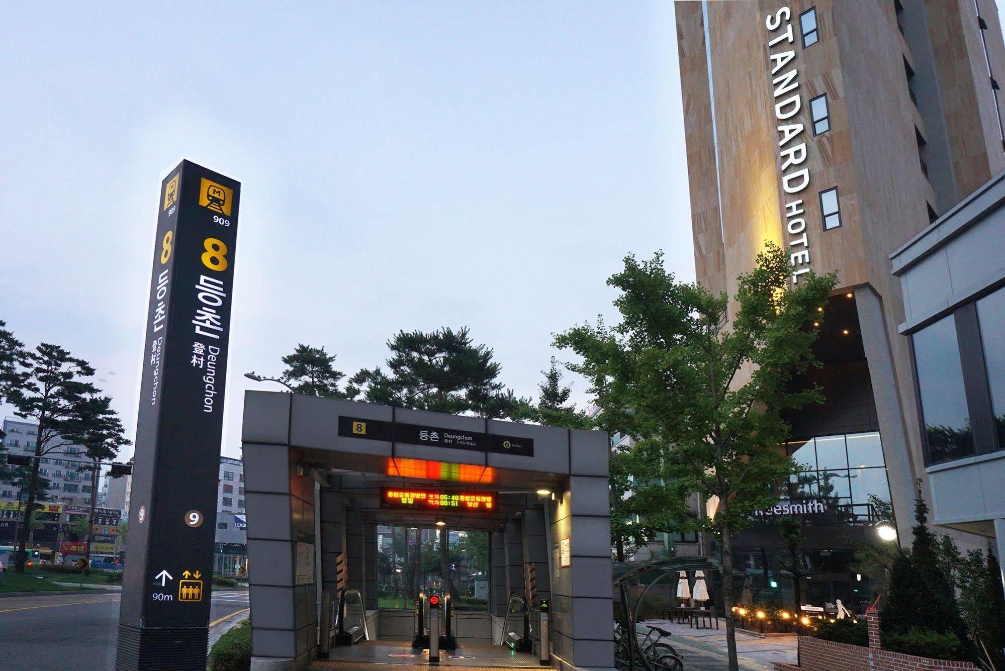 Standard Hotel Seoul Bagian luar foto
