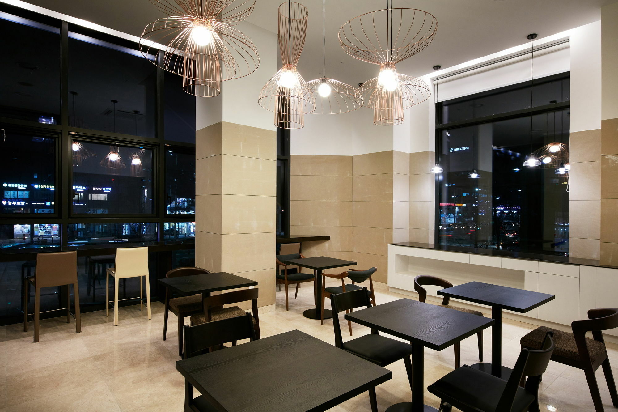 Standard Hotel Seoul Bagian luar foto